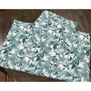 London Fog Green Leaf‎ Print Standard Pillowcases Set of 2 Pocket Hem 20x30"
